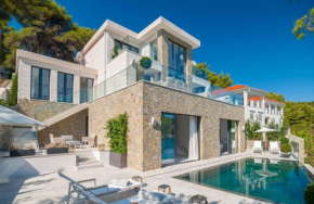 Villa Selca Waterfront Super Spectacular 4 Bedroom Villa Gym Sauna Boat Mooring Wine Cella